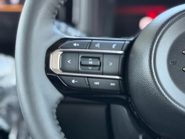 スペーシアカスタム ハイブリッドＸＳ　ワンオーナー　全方位モニター付メモリーナビゲーション　スズキコネクト対応通信機　スズキセーフティーサポート　デュアルセンサーブレーキサポートＩＩ　両側パワスラ　スマ－トキ－Ｘ２　ツートンルーフ（10枚目）