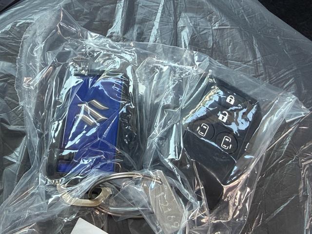 スペーシアカスタム ハイブリッドＸＳ　ワンオーナー　全方位モニター付メモリーナビゲーション　スズキコネクト対応通信機　スズキセーフティーサポート　デュアルセンサーブレーキサポートＩＩ　両側パワスラ　スマ－トキ－Ｘ２　ツートンルーフ（12枚目）