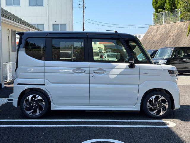 スペーシアカスタム ハイブリッドＸＳ　ワンオーナー　全方位モニター付メモリーナビゲーション　スズキコネクト対応通信機　スズキセーフティーサポート　デュアルセンサーブレーキサポートＩＩ　両側パワスラ　スマ－トキ－Ｘ２　ツートンルーフ（15枚目）