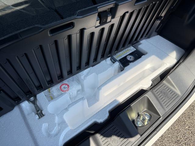 スペーシアカスタム ハイブリッドＸＳ　ワンオーナー　全方位モニター付メモリーナビゲーション　スズキコネクト対応通信機　スズキセーフティーサポート　デュアルセンサーブレーキサポートＩＩ　両側パワスラ　スマ－トキ－Ｘ２　ツートンルーフ（45枚目）