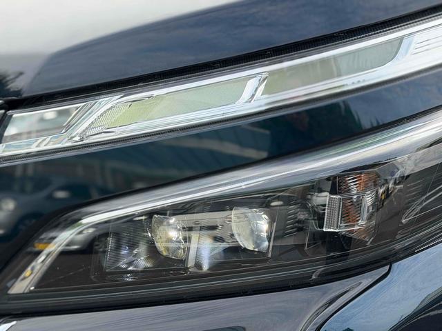 ヴォクシー ZS 煌II ドライブレコーダー ETC バックカメラ クリアランスソナー オートクルーズコントロール レーンアシスト 衝突被害軽減システム 両側電動スライドドア オートマチックハイビーム オートライト(30枚目)