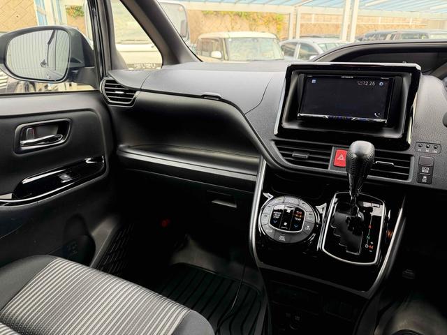 ヴォクシー ZS 煌II ドライブレコーダー ETC バックカメラ クリアランスソナー オートクルーズコントロール レーンアシスト 衝突被害軽減システム 両側電動スライドドア オートマチックハイビーム オートライト(31枚目)