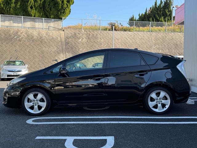 プリウス Sツーリングセレクション ETC バックカメラ ナビ TV アルミホイール オートライト ヘッドライトウォッシャー CVT スマートキー 電動格納ミラー 盗難防止システム CD 衝突安全ボディ ABS エアコン(15枚目)