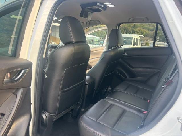 CX-5 XD Lパッケージ 2.2XD Lパッケージ/ディーゼルターボ/Bluetooth フルセグナビ アイドリングストップ デュアルオートエアコン レーンアシスト/レザーシート/パワーシート シートヒーター バックカメラ(6枚目)