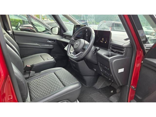 セレナ ＸＶ　ワンオーナー　禁煙車　プロパイロット　純正９インチナビ　アラウンドビュー　インテリジェントルームミラー　両側パワースライドドア　ＥＴＣ（24枚目）