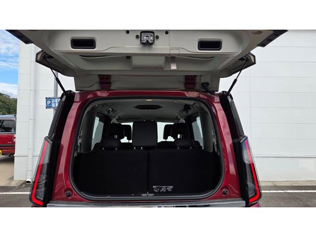 セレナ ＸＶ　ワンオーナー　禁煙車　プロパイロット　純正９インチナビ　アラウンドビュー　インテリジェントルームミラー　両側パワースライドドア　ＥＴＣ（26枚目）