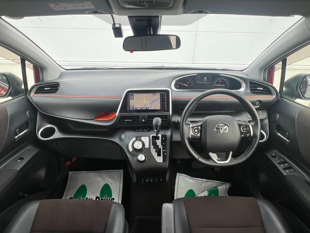 シエンタ G クエロ 純正ナビ フルセグTV Bluetooth接続 CD&DVD ビルトインETC 両側電動スライドドア ステアリングヒーター シートヒーター シートリフター トヨタセーフティセンス(3枚目)