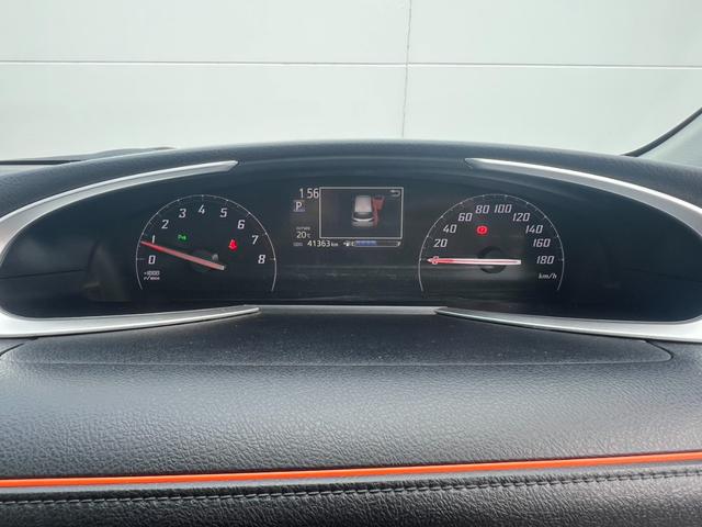 シエンタ G クエロ 純正ナビ フルセグTV Bluetooth接続 CD&DVD ビルトインETC 両側電動スライドドア ステアリングヒーター シートヒーター シートリフター トヨタセーフティセンス(4枚目)