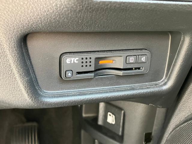 オデッセイ アブソルート・Ｘホンダセンシングアドバンスドパッケジ　純正ナビ　ＴＶ　Ｂｌｕｅｔｏｏｔｈ接続　バックカメラ　ＥＴＣ　ドライブレコーダー　クルーズコントロール　ホンダセンシング　ＴＶキット　両側電動スライドドア　プッシュスタート（19枚目）