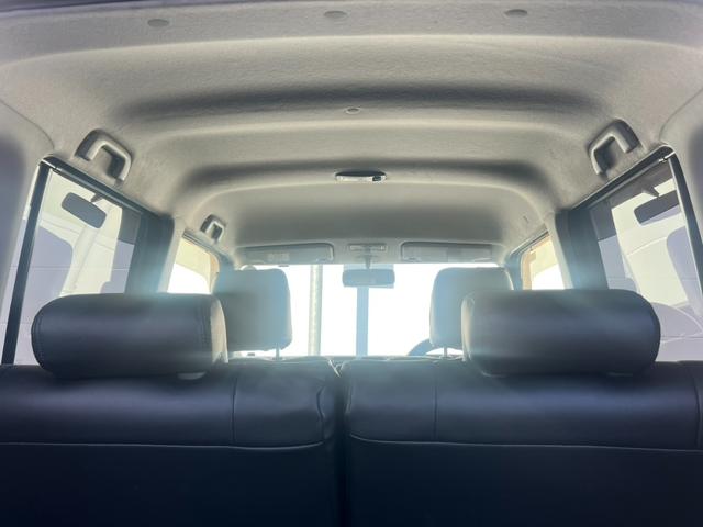 ムーヴコンテ Ｌ　フルエアロ　ローダウン　社外アルミホイール　レザー調シートカバー　大理石パネル　リアワイパー（19枚目）