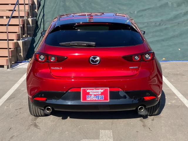 ＭＡＺＤＡ３ファストバック ２０Ｓ　Ｌパッケージ　禁煙車　マツコネ　３６０度セーフティパッケージ付き　ＢＯＳＥサウンド　レーダークルーズコントロール　シートヒーター　ハンドルヒーター　オートライト　ビルトインＥＴＣ　パワーシート（34枚目）