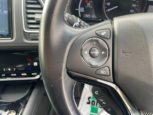 ヴェゼル ハイブリッドＺ・ホンダセンシング　純正８インチナビ　バックモニター　ビルトインＥＴＣ　スマートキープッシュスタート　ＬＥＤヘッドライト　ハーフレザーシート　純正１７インチアルミホイール（9枚目）