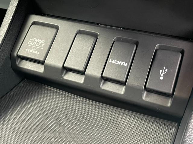ヴェゼル ハイブリッドＺ・ホンダセンシング　純正８インチナビ　バックモニター　ビルトインＥＴＣ　スマートキープッシュスタート　ＬＥＤヘッドライト　ハーフレザーシート　純正１７インチアルミホイール（15枚目）