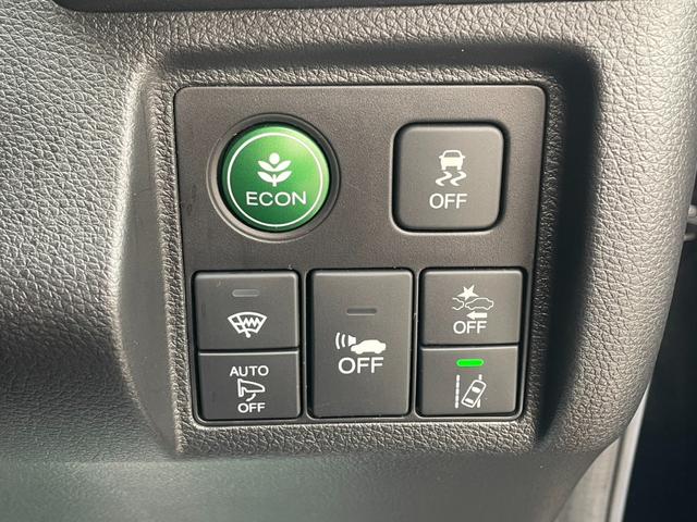 ヴェゼル ハイブリッドＺ・ホンダセンシング　純正８インチナビ　バックモニター　ビルトインＥＴＣ　スマートキープッシュスタート　ＬＥＤヘッドライト　ハーフレザーシート　純正１７インチアルミホイール（17枚目）