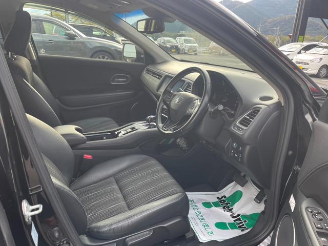 ヴェゼル ハイブリッドＺ・ホンダセンシング　純正８インチナビ　バックモニター　ビルトインＥＴＣ　スマートキープッシュスタート　ＬＥＤヘッドライト　ハーフレザーシート　純正１７インチアルミホイール（19枚目）