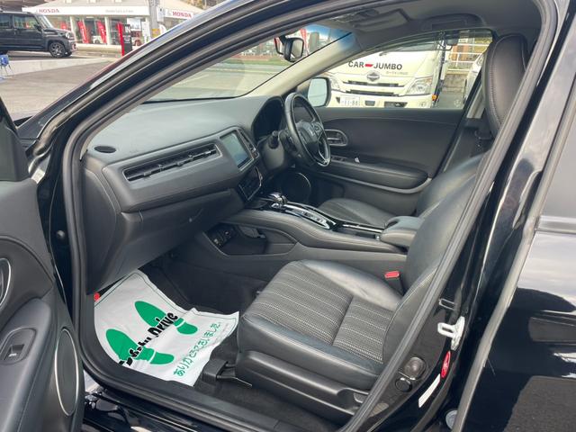 ヴェゼル ハイブリッドＺ・ホンダセンシング　純正８インチナビ　バックモニター　ビルトインＥＴＣ　スマートキープッシュスタート　ＬＥＤヘッドライト　ハーフレザーシート　純正１７インチアルミホイール（20枚目）