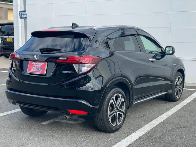 ヴェゼル ハイブリッドＺ・ホンダセンシング　純正８インチナビ　バックモニター　ビルトインＥＴＣ　スマートキープッシュスタート　ＬＥＤヘッドライト　ハーフレザーシート　純正１７インチアルミホイール（30枚目）