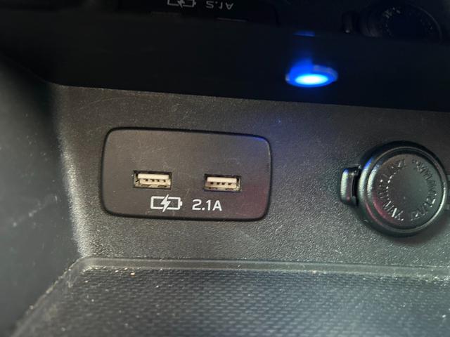 フォレスター プレミアム　純正８インチナビ　アイサイト（衝突軽減ブレーキ）　純正アルミ　ＥＴＣ　ワンオーナー（21枚目）