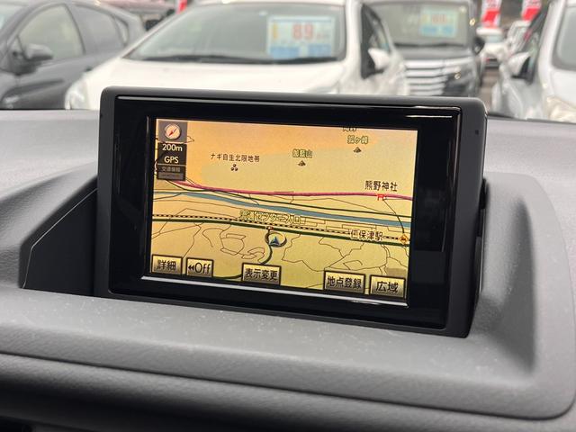 ＣＴ ＣＴ２００ｈ　Ｆスポーツ　純正ナビ　ＴＶ　ＨＤＤ　ＵＳＢ再生　ＣＤ＆ＤＶＤ　オートライト　クルーズコントロール　ステアリングスイッチ　デジタルインナー　バックカメラ　フォグランプ　前席シートヒーター（11枚目）