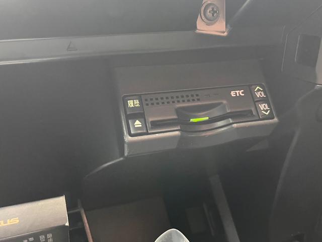 ＣＴ ＣＴ２００ｈ　Ｆスポーツ　純正ナビ　ＴＶ　ＨＤＤ　ＵＳＢ再生　ＣＤ＆ＤＶＤ　オートライト　クルーズコントロール　ステアリングスイッチ　デジタルインナー　バックカメラ　フォグランプ　前席シートヒーター（20枚目）