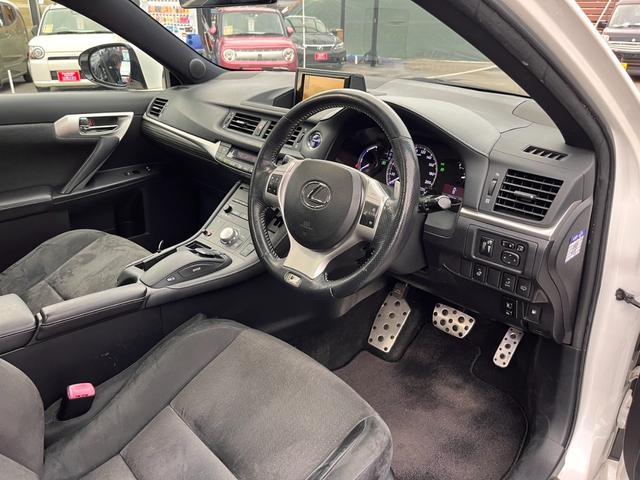 ＣＴ ＣＴ２００ｈ　Ｆスポーツ　純正ナビ　ＴＶ　ＨＤＤ　ＵＳＢ再生　ＣＤ＆ＤＶＤ　オートライト　クルーズコントロール　ステアリングスイッチ　デジタルインナー　バックカメラ　フォグランプ　前席シートヒーター（21枚目）