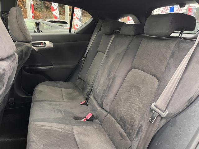 ＣＴ ＣＴ２００ｈ　Ｆスポーツ　純正ナビ　ＴＶ　ＨＤＤ　ＵＳＢ再生　ＣＤ＆ＤＶＤ　オートライト　クルーズコントロール　ステアリングスイッチ　デジタルインナー　バックカメラ　フォグランプ　前席シートヒーター（25枚目）