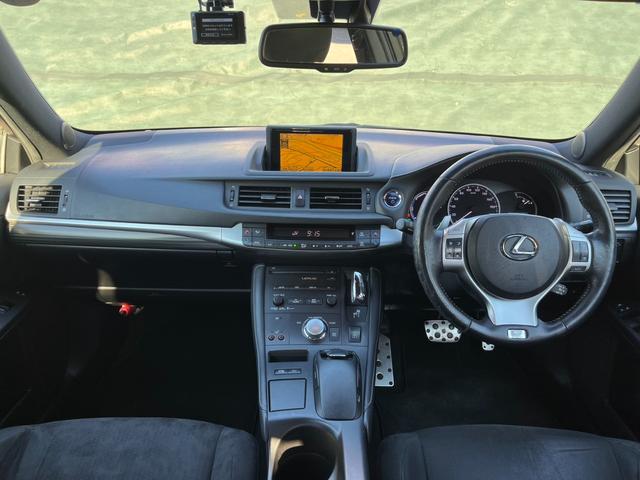 ＣＴ ＣＴ２００ｈ　Ｆスポーツ　禁煙車　純正ナビ　ＴＶ　クルーズコントロール　前席シートヒーター　ハンドルヒーター　コーナーセンサー　ドライブレコーダー　フォグランプ　純正アルミホイール（3枚目）