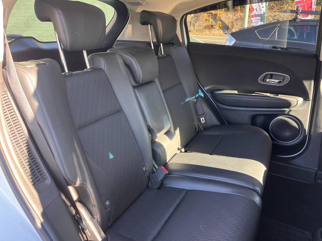 ヴェゼル ハイブリッドＺ・ホンダセンシング　ワンオーナー　禁煙車　純正ナビ　フルセグＴＶ　Ｂｌｕｅｔｏｏｔｈ接続　ＣＤ＆ＤＶＤ　ハーフレザー　バックカメラ　ビルトインＥＴＣ　クルーズコントロール　ＬＥＤヘッドライト　前席シートヒーター（18枚目）