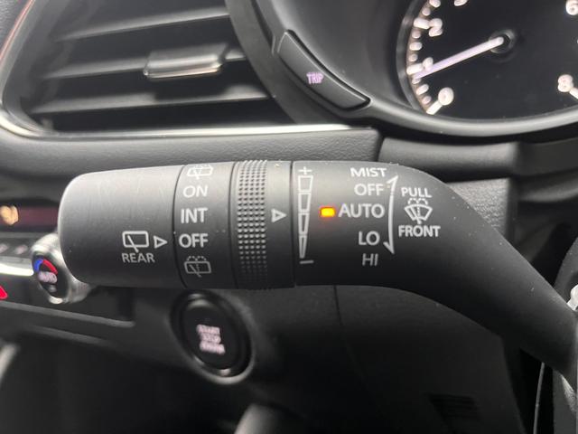 ＭＡＺＤＡ３ファストバック １５Ｓツーリング　純正８．８インチマツコネ　全方位モニター　テレビ　全方位カメラ　ビルトインＥＴＣ　電動パーキング　オートホールド　ＬＥＤヘッドライト　レーンキープアシスト　Ｂｌｕｅｔｏｏｔｈオーディオ（7枚目）