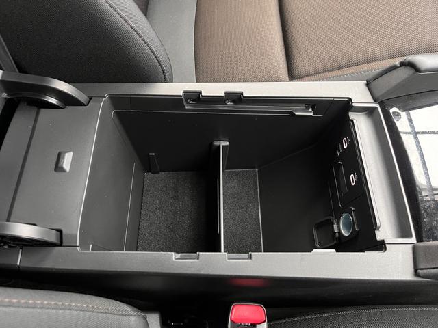 ＭＡＺＤＡ３ファストバック １５Ｓツーリング　純正８．８インチマツコネ　全方位モニター　テレビ　全方位カメラ　ビルトインＥＴＣ　電動パーキング　オートホールド　ＬＥＤヘッドライト　レーンキープアシスト　Ｂｌｕｅｔｏｏｔｈオーディオ（22枚目）