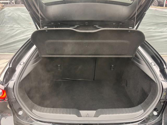 ＭＡＺＤＡ３ファストバック １５Ｓツーリング　純正８．８インチマツコネ　全方位モニター　テレビ　全方位カメラ　ビルトインＥＴＣ　電動パーキング　オートホールド　ＬＥＤヘッドライト　レーンキープアシスト　Ｂｌｕｅｔｏｏｔｈオーディオ（28枚目）