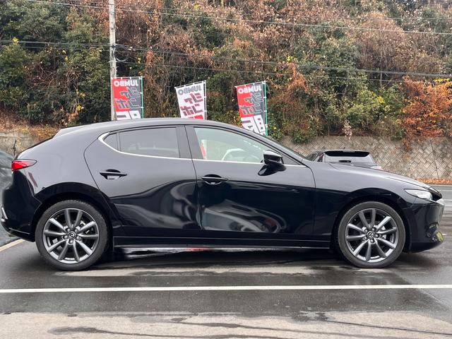 ＭＡＺＤＡ３ファストバック １５Ｓツーリング　純正８．８インチマツコネ　全方位モニター　テレビ　全方位カメラ　ビルトインＥＴＣ　電動パーキング　オートホールド　ＬＥＤヘッドライト　レーンキープアシスト　Ｂｌｕｅｔｏｏｔｈオーディオ（31枚目）