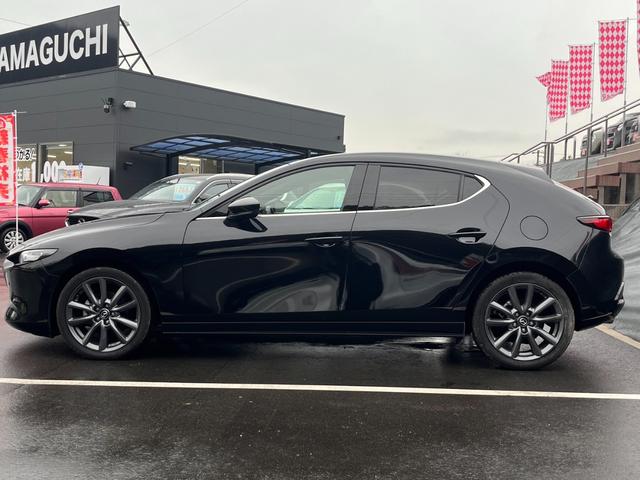 ＭＡＺＤＡ３ファストバック １５Ｓツーリング　純正８．８インチマツコネ　全方位モニター　テレビ　全方位カメラ　ビルトインＥＴＣ　電動パーキング　オートホールド　ＬＥＤヘッドライト　レーンキープアシスト　Ｂｌｕｅｔｏｏｔｈオーディオ（32枚目）