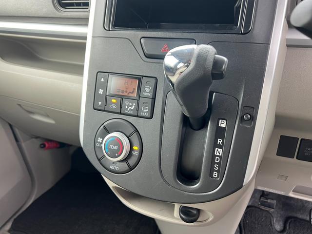 タント Ｘ　スマートキー　左側パワースライドドア　ロールサンシェード　オートエアコン　オートライト　電動格納ミラー　ＥＴＣ（11枚目）