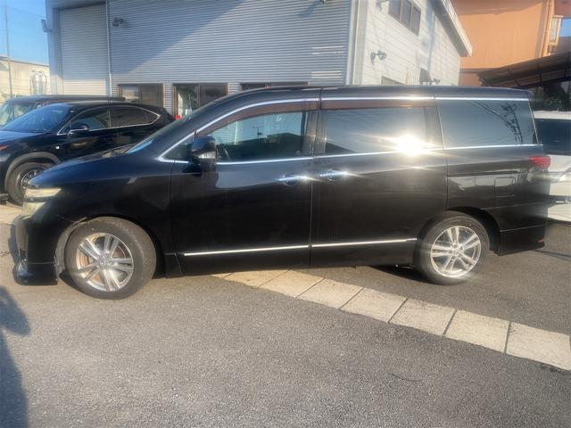 エルグランド 250ハイウェイスター ETC バックカメラ ナビ 両側スライド・片側電動 HID スマートキー 電動格納ミラー 3列シート オットマン CVT アルミホイール ミュージックプレイヤー接続可 盗難防止システム 衝突安全ボディ(17枚目)