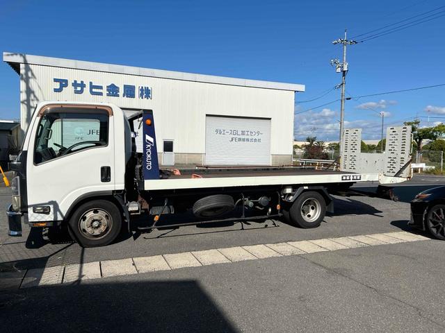 エルフトラック 積載車 フラトップ 積載車 極東開発フラトップ リモコン AT 後輪ダブル ETC ナビ TV キーレスエントリー 電動格納ミラー エアコン 運転席エアバッグ(5枚目)