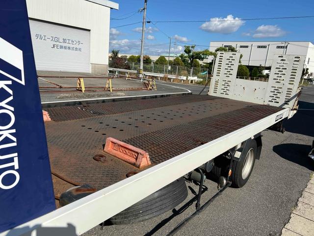 エルフトラック 積載車 フラトップ 積載車 極東開発フラトップ リモコン AT 後輪ダブル ETC ナビ TV キーレスエントリー 電動格納ミラー エアコン 運転席エアバッグ(6枚目)