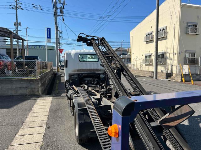 エルフトラック 積載車 フラトップ 積載車 極東開発フラトップ リモコン AT 後輪ダブル ETC ナビ TV キーレスエントリー 電動格納ミラー エアコン 運転席エアバッグ(17枚目)