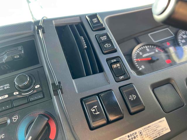 エルフトラック 積載車 フラトップ 積載車 極東開発フラトップ リモコン AT 後輪ダブル ETC ナビ TV キーレスエントリー 電動格納ミラー エアコン 運転席エアバッグ(35枚目)