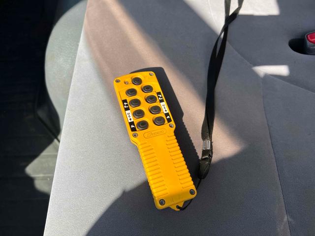 エルフトラック 積載車 フラトップ 積載車 極東開発フラトップ リモコン AT 後輪ダブル ETC ナビ TV キーレスエントリー 電動格納ミラー エアコン 運転席エアバッグ(46枚目)