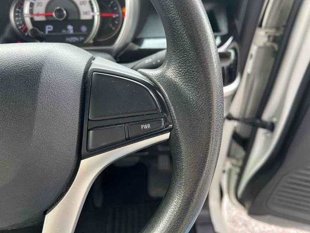 スペーシアカスタム ハイブリッドＧＳ　ＥＴＣ　全周囲カメラ　両側スライド・片側電動　ナビ　ＴＶ　クリアランスソナー　レーンアシスト　衝突被害軽減システム　ＬＥＤヘッドランプ　スマートキー　アイドリングストップ　電動格納ミラー（11枚目）