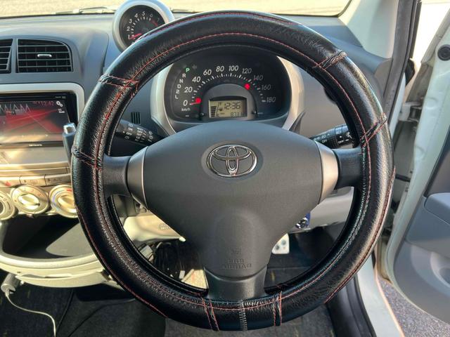 パッソ レーシー アルミホイール キーレスエントリー 電動格納ミラー 衝突安全ボディ ABS CD DVD再生 エアコン(2枚目)