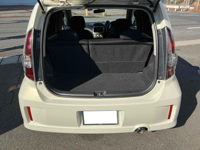 パッソ レーシー アルミホイール キーレスエントリー 電動格納ミラー 衝突安全ボディ ABS CD DVD再生 エアコン(22枚目)