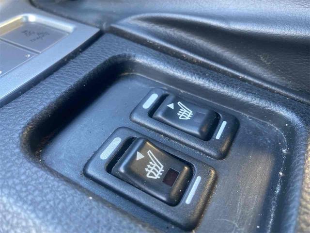 この度は当店のお車をご覧になっていただき、誠にありがとうございます。ぜひじっくりとご検討下さい。気軽にお問合せ・お見積りお待ちしております。