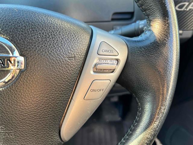 セレナ ハイウェイスター　ＥＴＣ　バックカメラ　ナビ　ＴＶ　オートクルーズコントロール　両側電動スライドドア　サンルーフ　スマートキー　アイドリングストップ　電動格納ミラー　後席モニター　３列シート　ＣＶＴ　アルミホイール（9枚目）