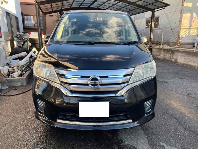 セレナ ハイウェイスター　ＥＴＣ　バックカメラ　ナビ　ＴＶ　オートクルーズコントロール　両側電動スライドドア　サンルーフ　スマートキー　アイドリングストップ　電動格納ミラー　後席モニター　３列シート　ＣＶＴ　アルミホイール（14枚目）