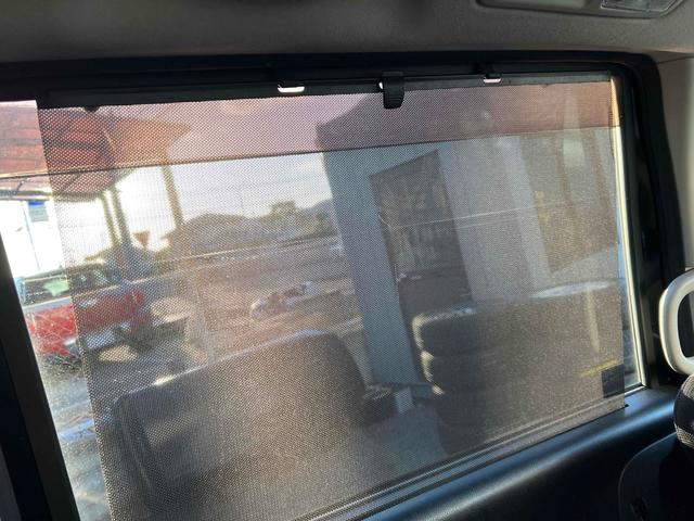 セレナ ハイウェイスター　ＥＴＣ　バックカメラ　ナビ　ＴＶ　オートクルーズコントロール　両側電動スライドドア　サンルーフ　スマートキー　アイドリングストップ　電動格納ミラー　後席モニター　３列シート　ＣＶＴ　アルミホイール（34枚目）