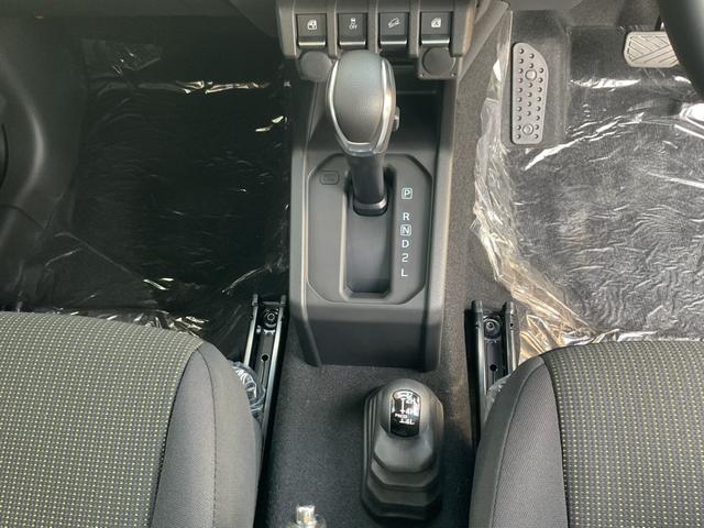 ジムニーノマド ＦＣ　４ＡＴ　５ドア　国内正規モデル　ＬＥＤヘッドランプ　クルーズコントロール　シートヒーター　衝突軽減ブレーキ　本革巻ステアリング　ステアリングオーディオスイッチ　１５インチアルミホイール　リアセンサー（32枚目）
