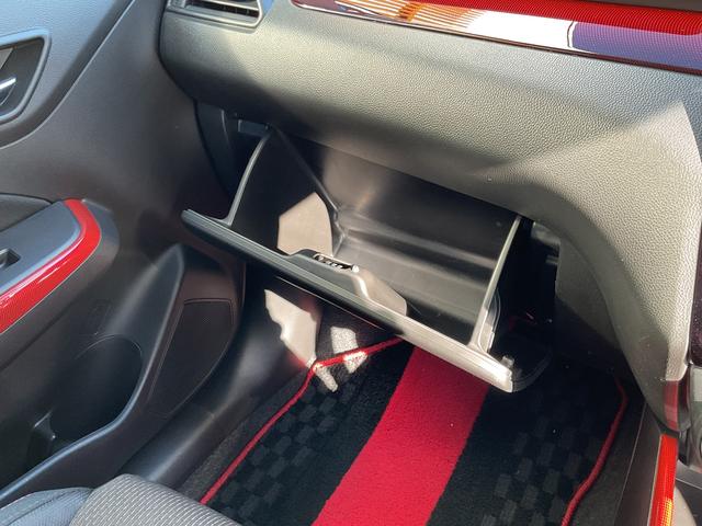 スイフトスポーツ ベースグレード 1オナ/6MT/禁煙/オーディオレス/スズキセーフティ/クルコン/純正AW(29枚目)