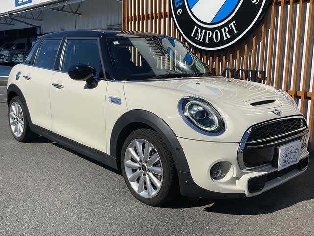 MINI クーパーS 禁煙/ナビ/ドラレコ前後/Bカメラ/Pセンサー/クルコン/純正18インチAW(9枚目)